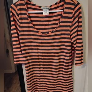 Ladies shirt. SIZE XL